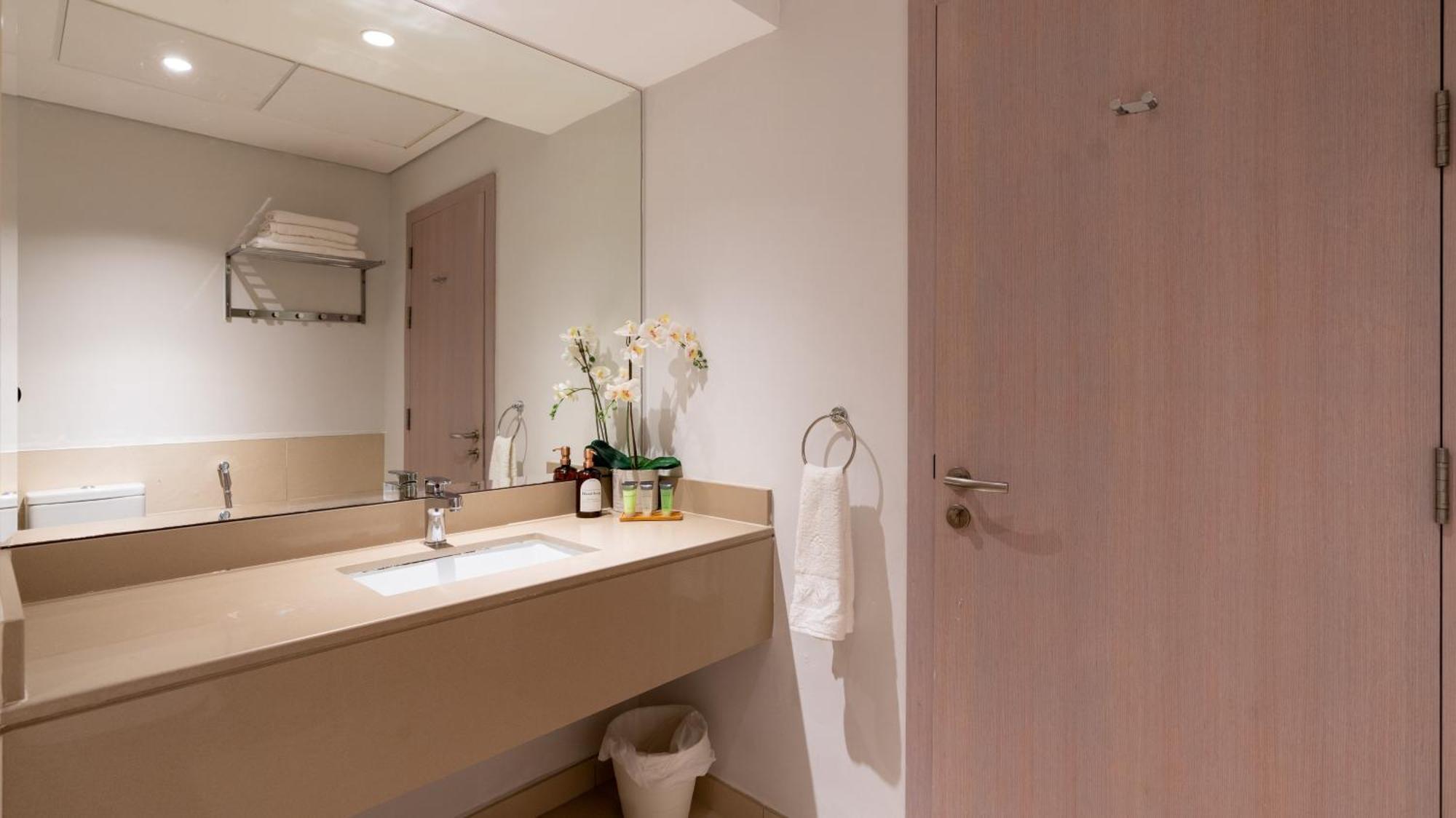 Apartment Perfect Yas Island Escape F1 & Ferrari World