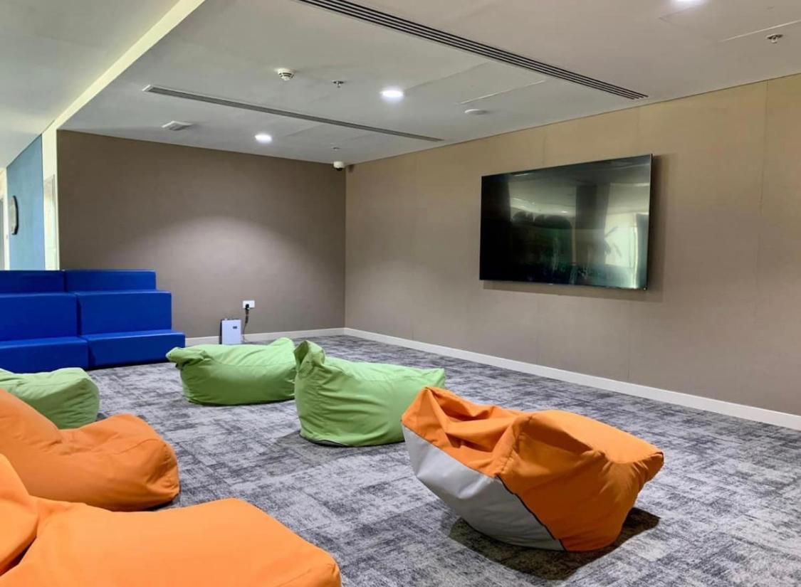 Apartment Perfect Yas Island Escape F1 & Ferrari World